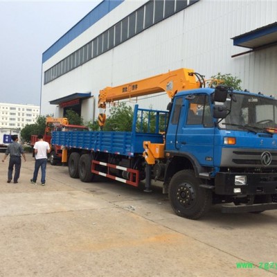 小型随车吊货车 随车吊洒水车油罐车醋酸钠防腐剂 石家庄随车吊