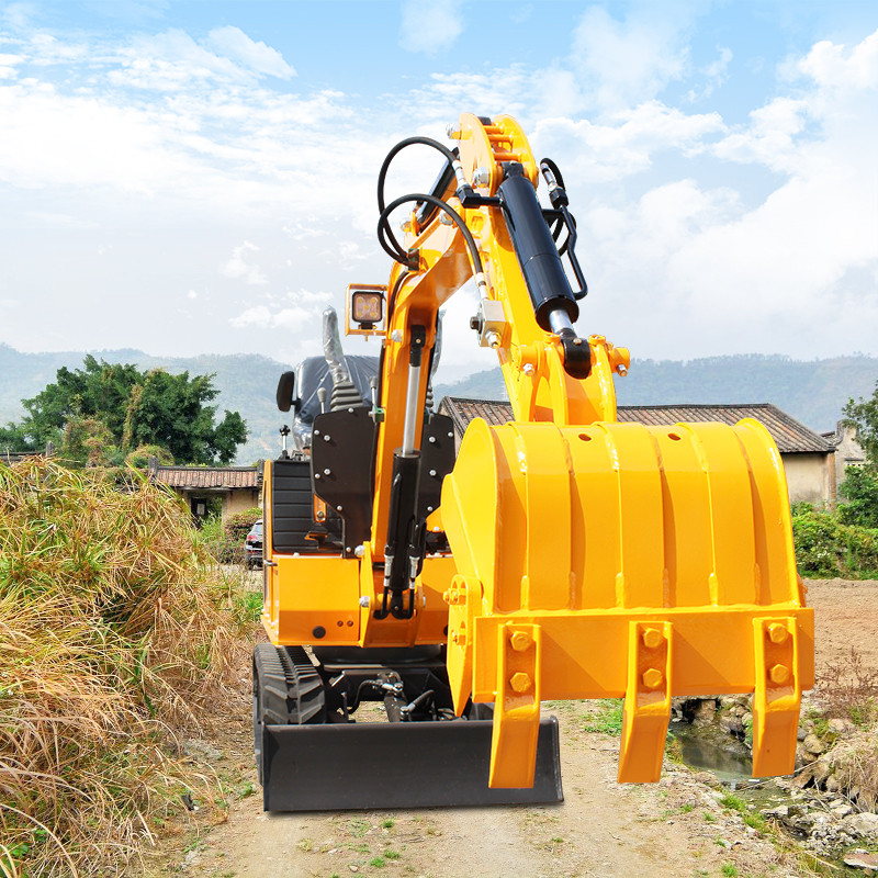 3吨国产微型挖掘机产地城阳微型挖机 厂家销售 小型挖山药机 农用除草挖机价格安全稳定